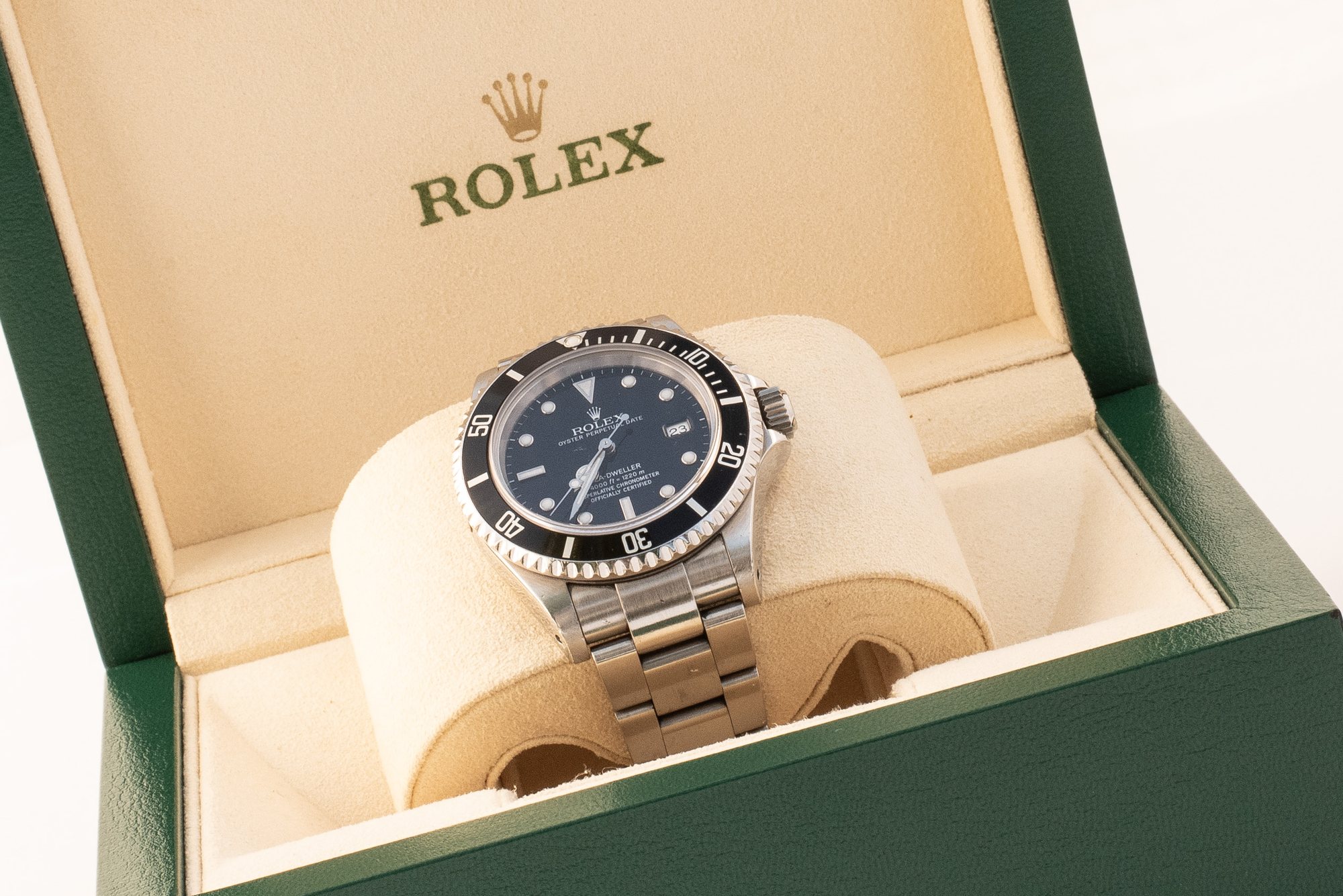 Rolex Sea-Dweller 16600 in geopende horlogedoos, close-up